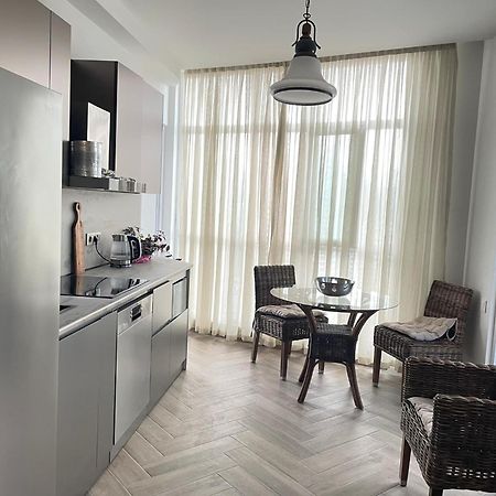 Tamuna'S Cozy Apartment Batumi Exterior foto